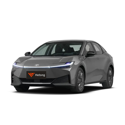 Toyota bZ3 2023 Chinesisches Elektroauto mit 95 km reiner elektrischer Reichweite und 5 Sitzen