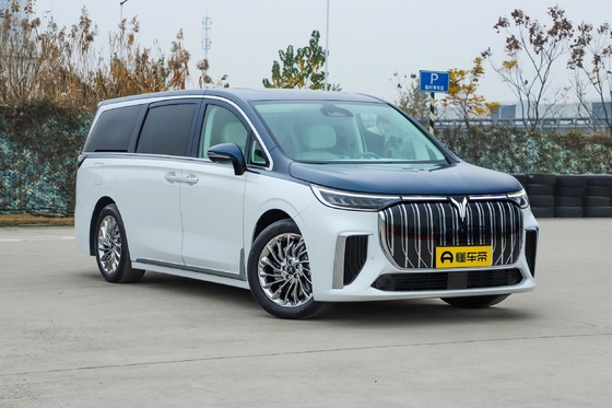 2023 Lantu Voyah Dreamer Dream Plus 7-Sitzer Mpv Elektroauto Größe 5315*1985*1820