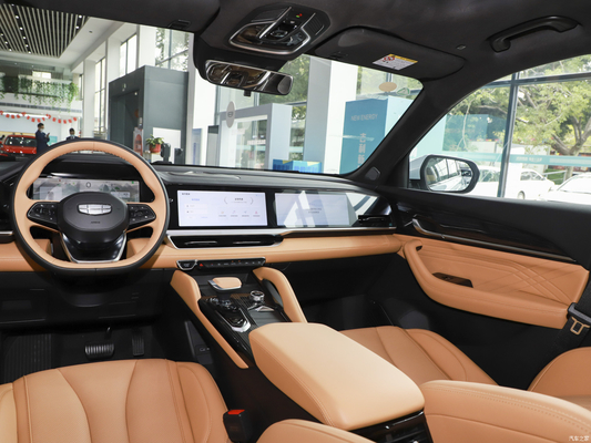 Elektrische Anpassung des Fahrersitzes Geely Xingyue L Version 2.0t 5 Sitzplätze Benzinfahrzeuge
