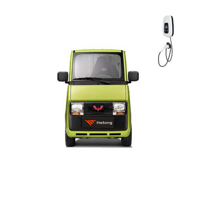 Grüne und rosa Wuling E10 EV Express Spezial-Elektroauto für die Lieferung von Energiefahrzeugen