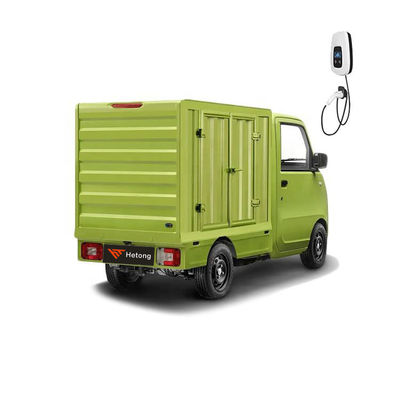 Grüne und rosa Wuling E10 EV Express Spezial-Elektroauto für die Lieferung von Energiefahrzeugen