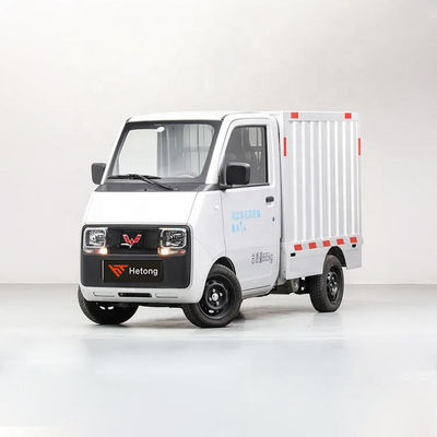 Grüne und rosa Wuling E10 EV Express Spezial-Elektroauto für die Lieferung von Energiefahrzeugen