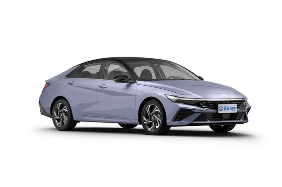 2023 Hyundai Elantra 1.5L CVT FWD Benzin Auto mit Abmessungen 4720x1810x1415mm