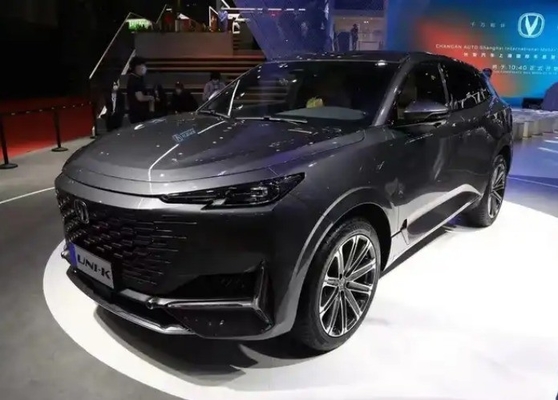 2023 Changan Uni-K 5-Türer 5-Sitzer SUV 2.0T 233 PS Manuelle Anpassung des Kopilotensitzes
