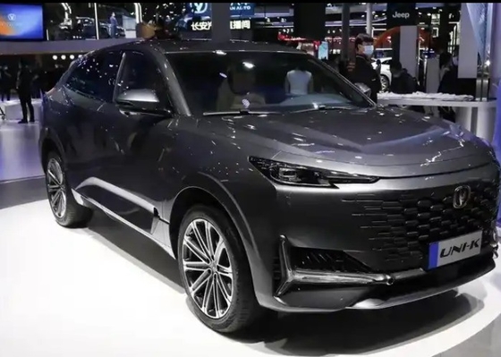 2023 Changan Uni-K 5-Türer 5-Sitzer SUV 2.0T 233 PS Manuelle Anpassung des Kopilotensitzes