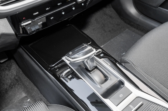 Gefertigt KIA K3 5-Sitzer SUV Benzinwagen mit Kraftstoffbehälter Kapazität von 50-80L und FWD Drive
