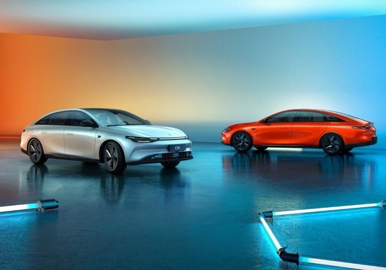 100% Elektroauto 2022 LEAPMOTOR C01 Hochgeschwindigkeitsrückantrieb 525KM Hergestellt mit 4 Sitzen