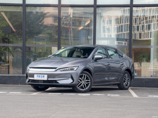 Persönlich angepasste 2023 Byd Qin Plus Elektroauto Limousine für 4-Türer 5-Sitzer Karosserie Struktur