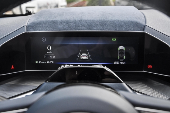 angepasste rote/blaue Energiefahrzeuge Zeeker 001 Elektroautos mit 616 km integrierter Reichweite