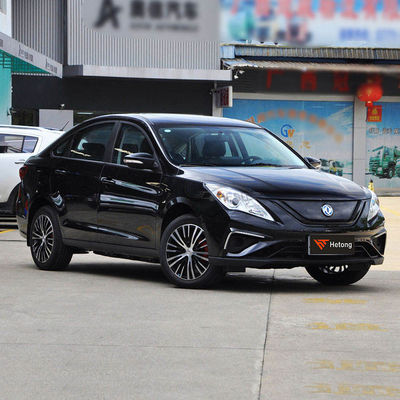 Dongfeng Fengxing S50 T1 T5 E1 M5 5 Sitzplätze 415 km reine elektrische Limousine 4705*1790*1540mm