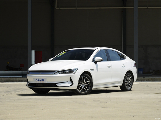 2023 Byd Qin Plus Dm-i Ev Schnellladung Nedc 400 km Limousine Elektrofahrzeug Gewicht 1690