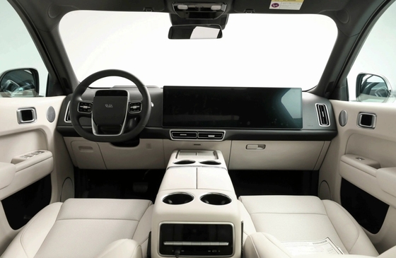 Li ONE L9 Elektro-SUV mit Lithiumbatterie und Linkslenkrad