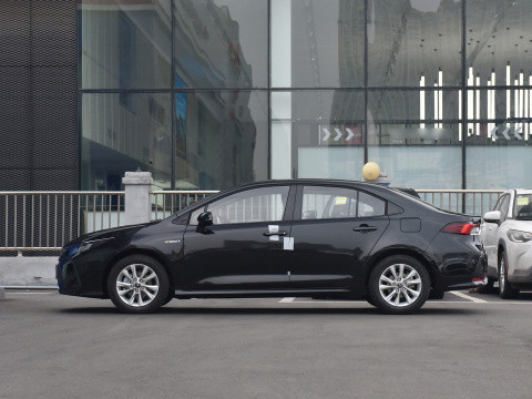 Energie Toyota Corolla E-CVT Hybridfahrzeuge mit Doppelmotor und maximalem Drehmoment von 207 N.m.