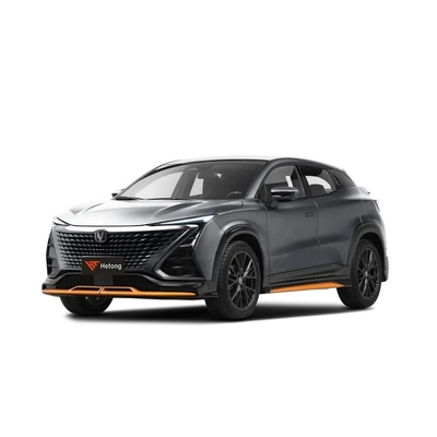 Kraftstoffverbrauchte Autos und Autos Changan UNI-T 2023 SUV Elektro-Hinterfenster mit einem Schlüsselheben