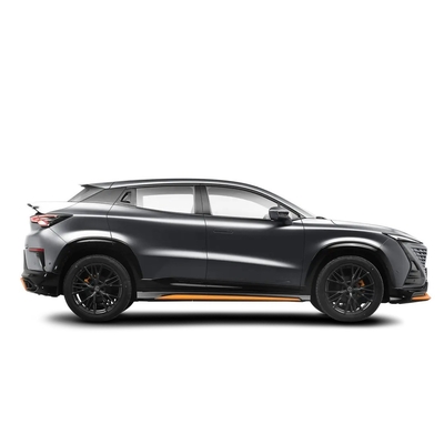 Kraftstoffverbrauchte Autos und Autos Changan UNI-T 2023 SUV Elektro-Hinterfenster mit einem Schlüsselheben