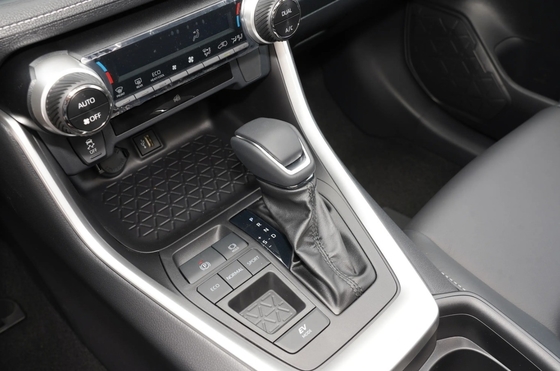 Geely Binyue 1.5T DCT 5 Türen 5 Sitzplätze Auto Linkslenker