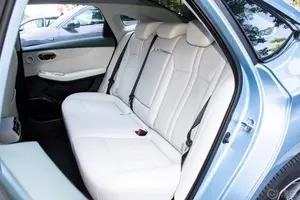 4500x1842x1746mm Größe und 610km Kilometerlauf 2023 Gac Aion S Pure Endurance Kompaktwagen