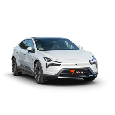 Lassen Sie die Kraft des reinen Elektrics mit Polestar 4 Pro Plus 612 km Reichweite freien Lauf