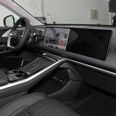 Customisiertes 2024 Smart XPeng G9 EV Elektroauto mit 500 KM Langstreckenreichweite