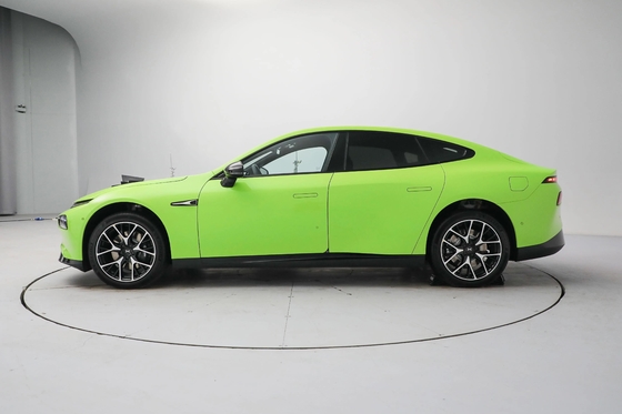 Xpeng P7 4 Räder Chinesische Autos Elektrofahrzeug Hochgeschwindigkeit 4880x1896x1450 Energiefahrzeug